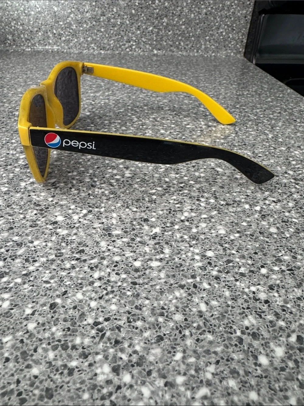 Pittsburgh Pirates Kids Yellow & Black Sunglasses